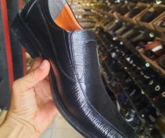 Sepatu fantopel pria